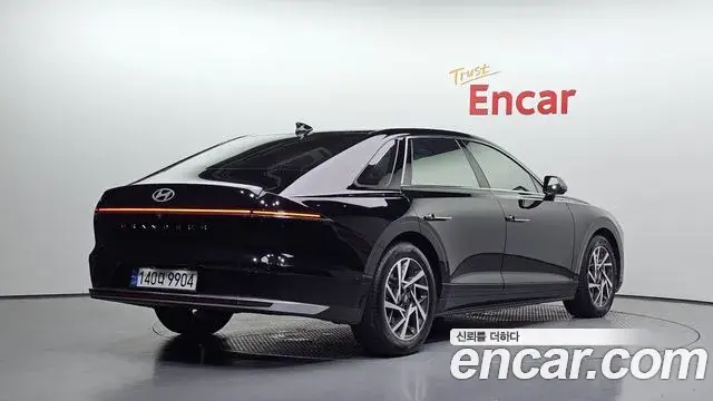 Hyundai Grandeur 2022 — Фото 2/20