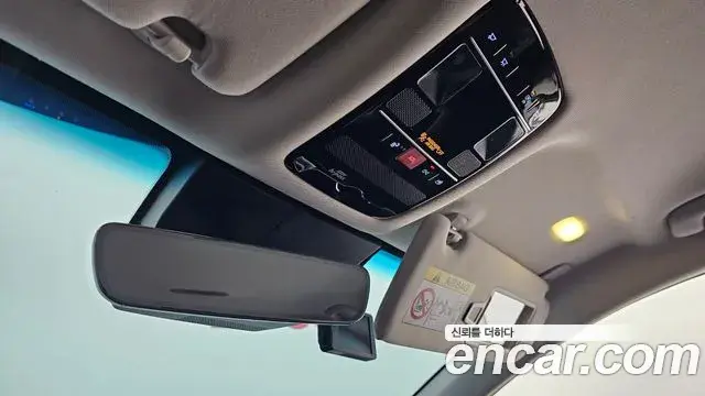 Hyundai Grandeur 2022 — Фото 19/20