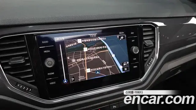 Volkswagen T-Roc 2022 — Фото 15/20