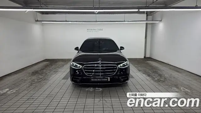 Mercedes-Benz S-Class 2025 — Фото 2/20