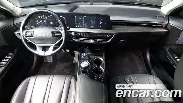 Kia K8 2023 — Photo 27/36