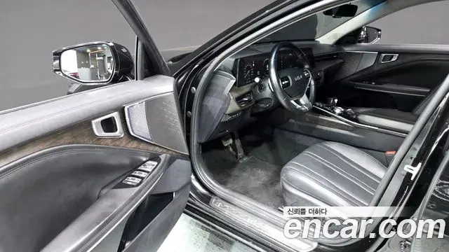 Kia K8 2023 — Photo 29/36