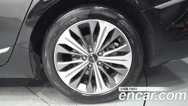 Kia K8 2023 — Photo 31/36