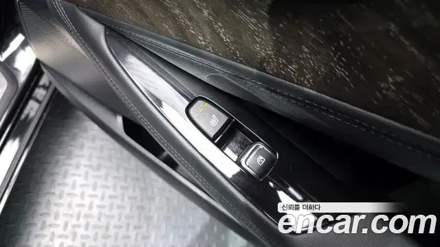 Kia K8 2023 — Photo 17/36