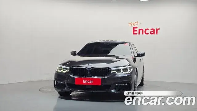 BMW 5 Series 2018 — Фото 2/20
