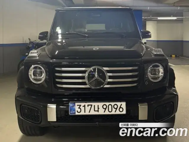 Mercedes-Benz G-Class 2026 — Photo 1/10