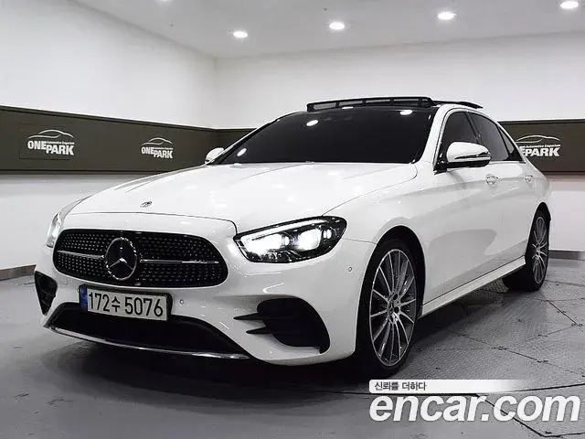 Mercedes-Benz E-Class 2021 — Фото 9/20