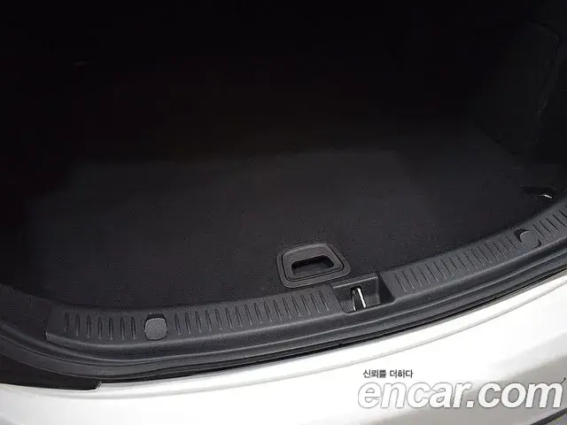 Mercedes-Benz E-Class 2021 — Фото 16/20
