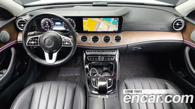 Mercedes-Benz E-Class 2018 — Фото 7/20