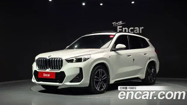BMW X1 2025 — Фото 1/20