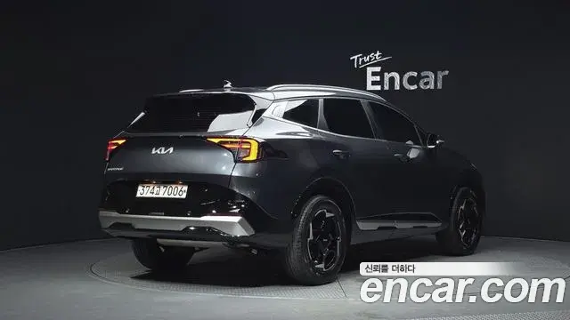 Kia Sportage 2025 — Фото 2/20