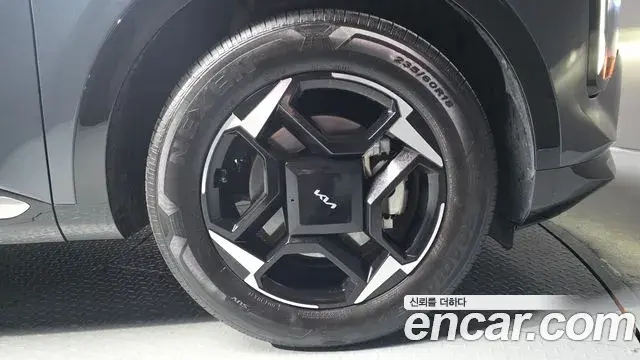 Kia Sportage 2025 — ფოტო 1/35