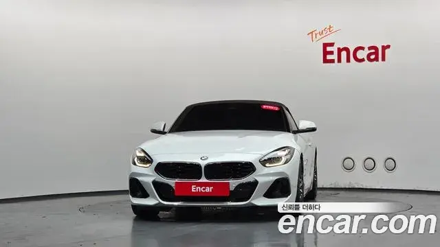 BMW Z4 2023 — Фото 3/20