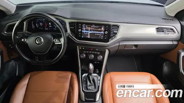 Volkswagen T-Roc 2021 — Photo 8/20