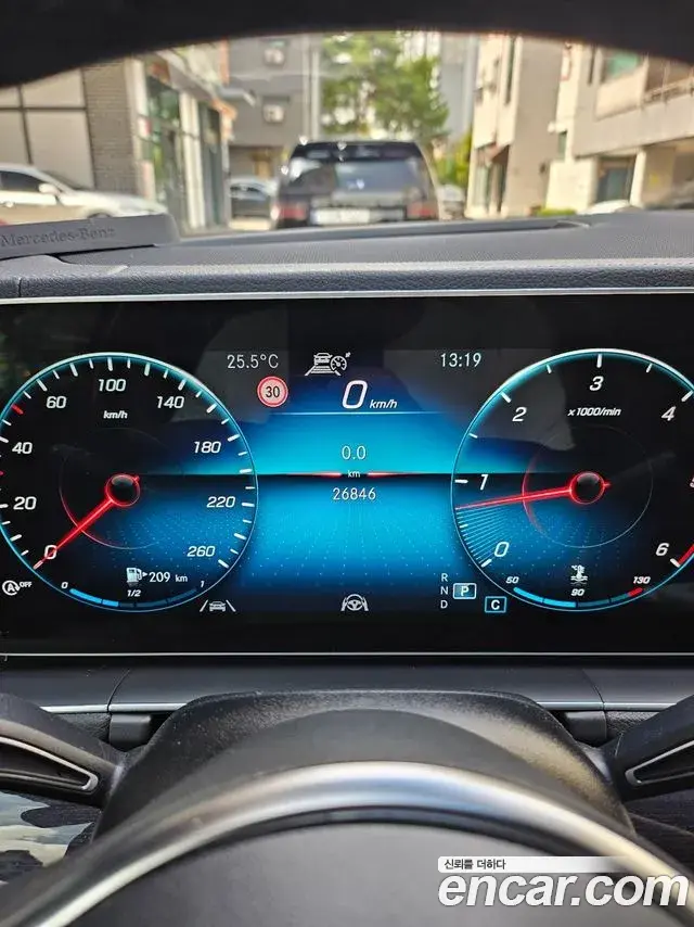 Mercedes-Benz GLE-Class 2023 — Фото 13/15