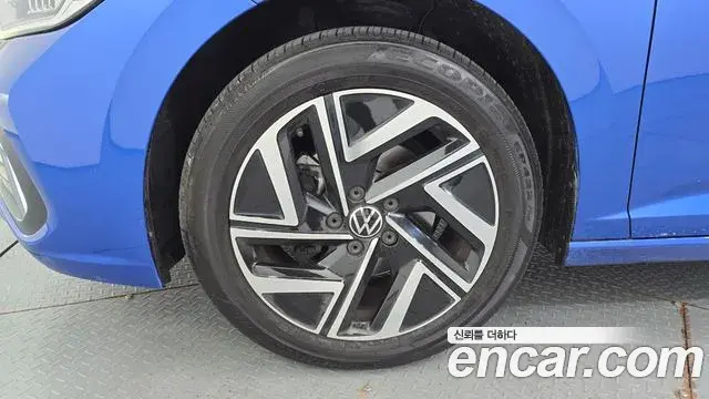 Volkswagen Jetta 2023 — Фото 5/20