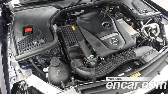 Mercedes-Benz E-Class 2021 — Фото 6/20