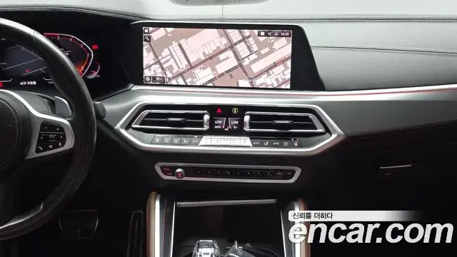 BMW X6 2020 — Фото 14/20