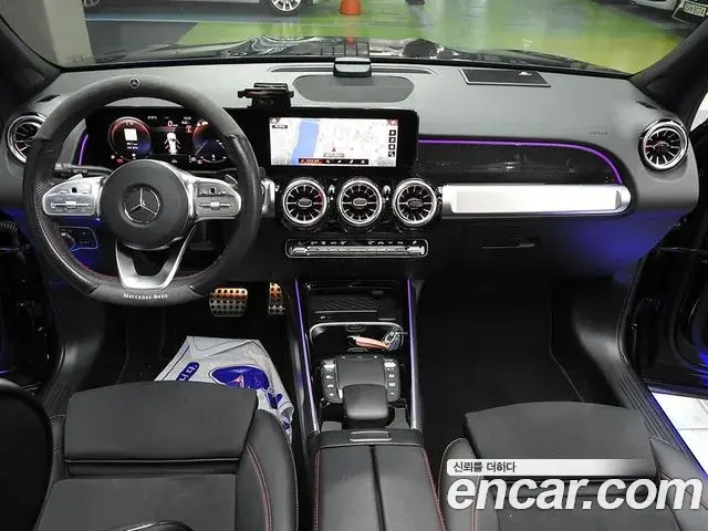 Mercedes-Benz GLB-Class 2023 — Фото 16/20