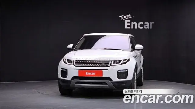 Land Rover Range Rover Evoque 2018 — Photo 19/34