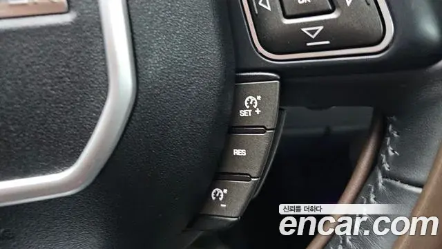 Land Rover Range Rover Evoque 2018 — Photo 20/34