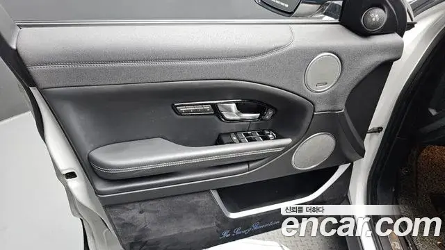 Land Rover Range Rover Evoque 2018 — Photo 4/34