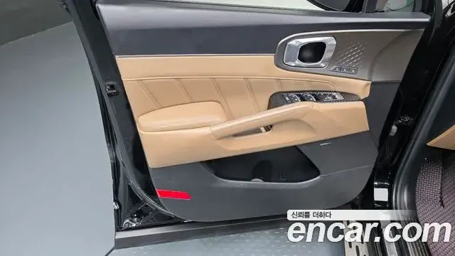 Kia Sorento 2024 — Photo 9/35
