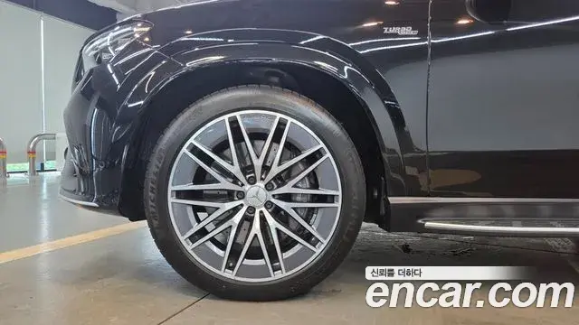 Mercedes-Benz GLE-Class 2025 — Фото 4/20