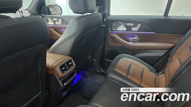 Mercedes-Benz GLE-Class 2025 — Фото 14/20