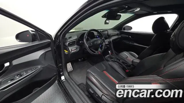 Hyundai Veloster 2020 — Фото 10/20