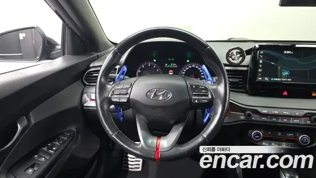 Hyundai Veloster 2020 — Фото 14/20