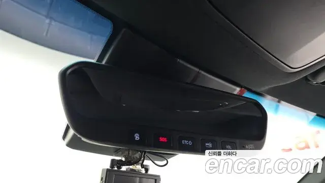 Hyundai Veloster 2020 — Фото 19/20