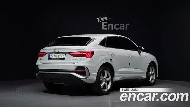 Audi Q3 2024 — Фото 2/20