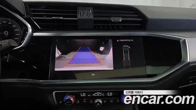 Audi Q3 2024 — Фото 15/20
