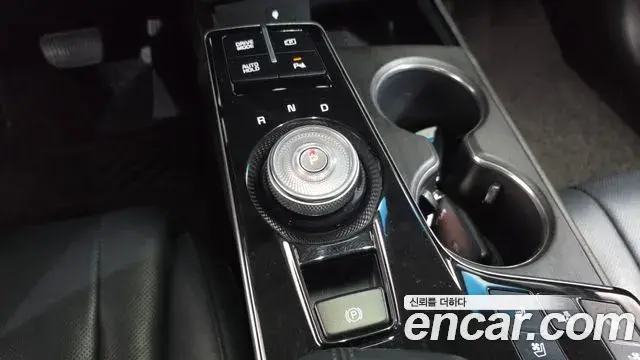 Kia K8 2021 — Şəkil 15/37