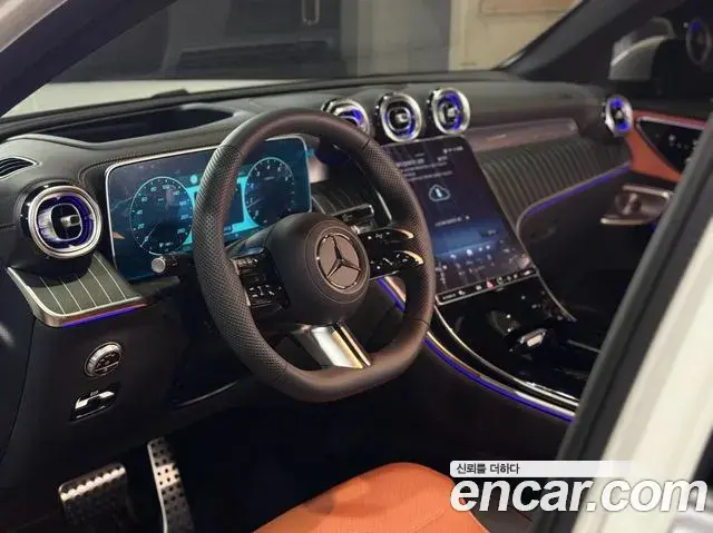 Mercedes-Benz GLC-Class 2026 — Фото 9/10