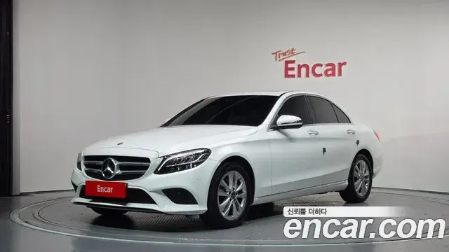 Mercedes-Benz C-Class 2019 — Фото 1/20