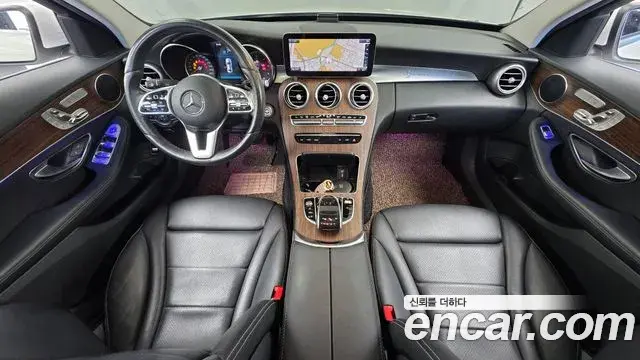 Mercedes-Benz C-Class 2019 — Фото 7/20