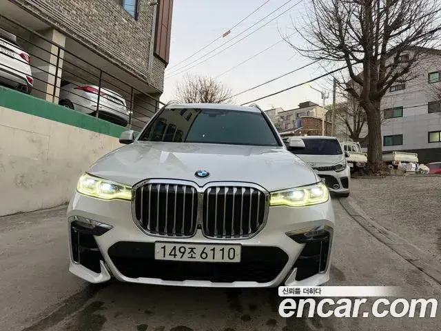BMW X7 2019 — Фото 3/19