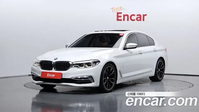 BMW 5 Series 2018 — Фото 20/20