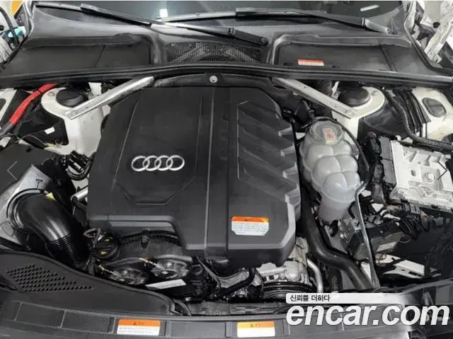 Audi A4 2021 — Фото 19/20