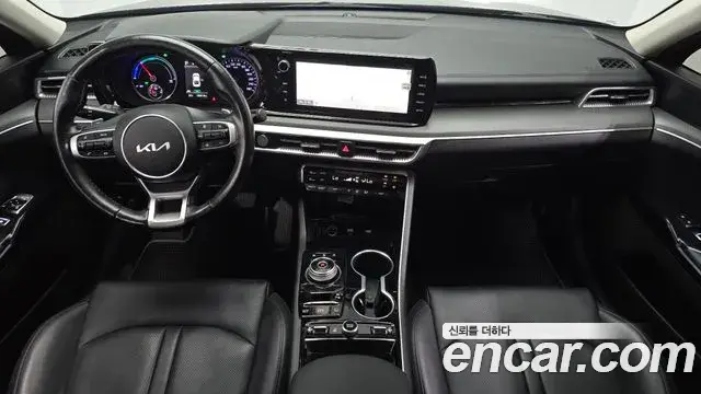 Kia K5 2022 — Şəkil 26/37