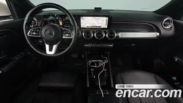 Mercedes-Benz GLB-Class 2022 — Фото 7/20