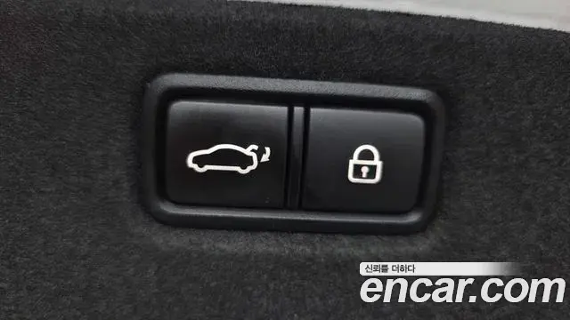 Genesis G70 2020 — ფოტო 21/35