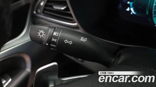Genesis G70 2020 — ფოტო 31/35