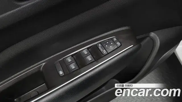 Renault Samsung QM6 2020 — Photo 29/33