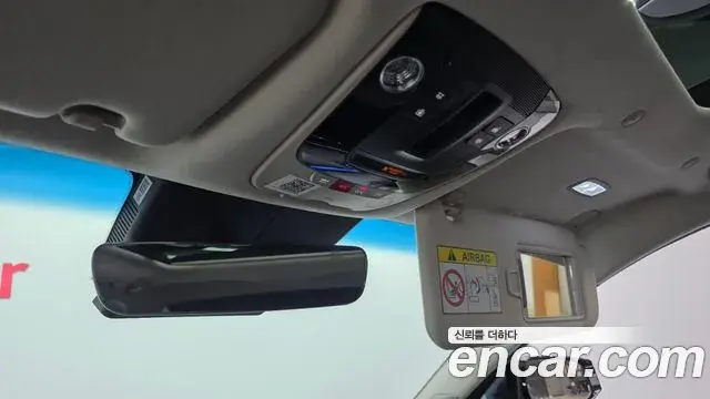 Kia K8 2025 — Photo 2/37