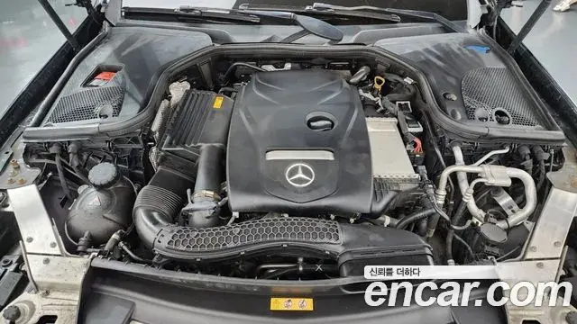 Mercedes-Benz E-Class 2019 — Фото 6/20