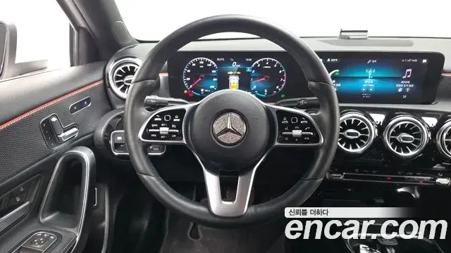 Mercedes-Benz A-Class 2021 — Фото 13/20