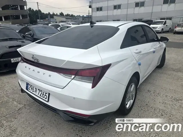 Hyundai Avante 2022 — Фото 7/20